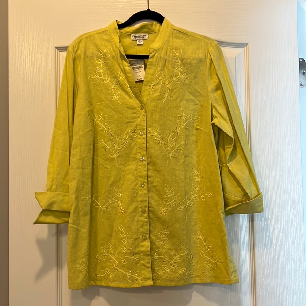 Women’s shirt